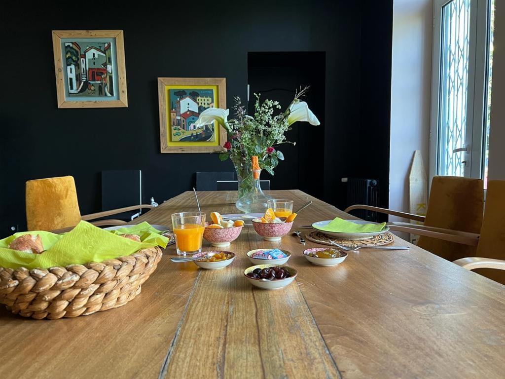 Chambre D'Hote Pres Bordeaux Au Chateau Camponac Bourg-sur-Gironde Екстериор снимка